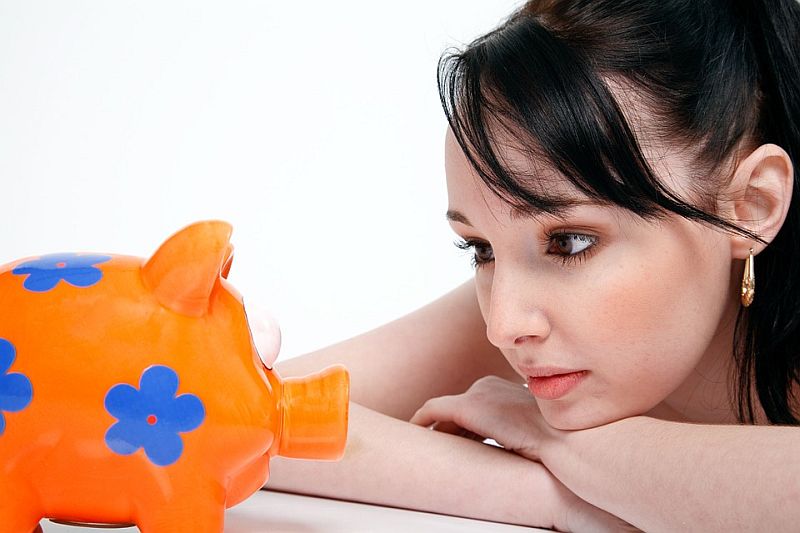 Finansinės klaidos: kokias dažniausiai daro dailiosios lyties atstovės?
